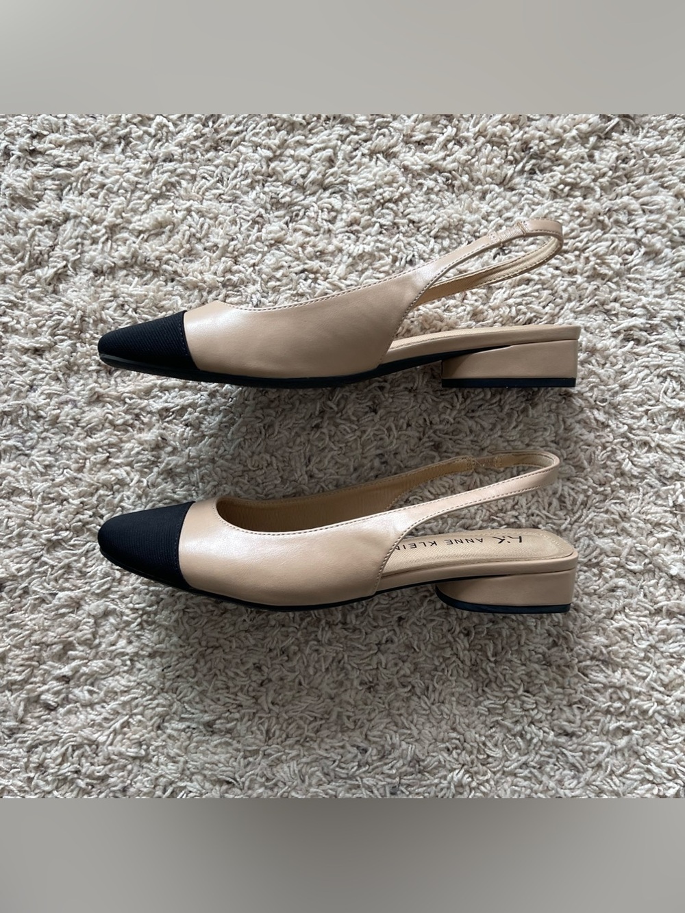 Anne Klein tan and black "iflex" technology slingback flats size 9M
